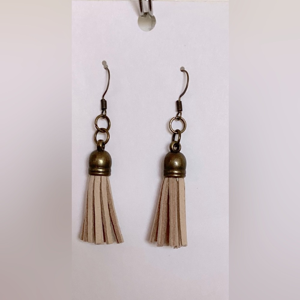 Leather Earrings, beige , brand new